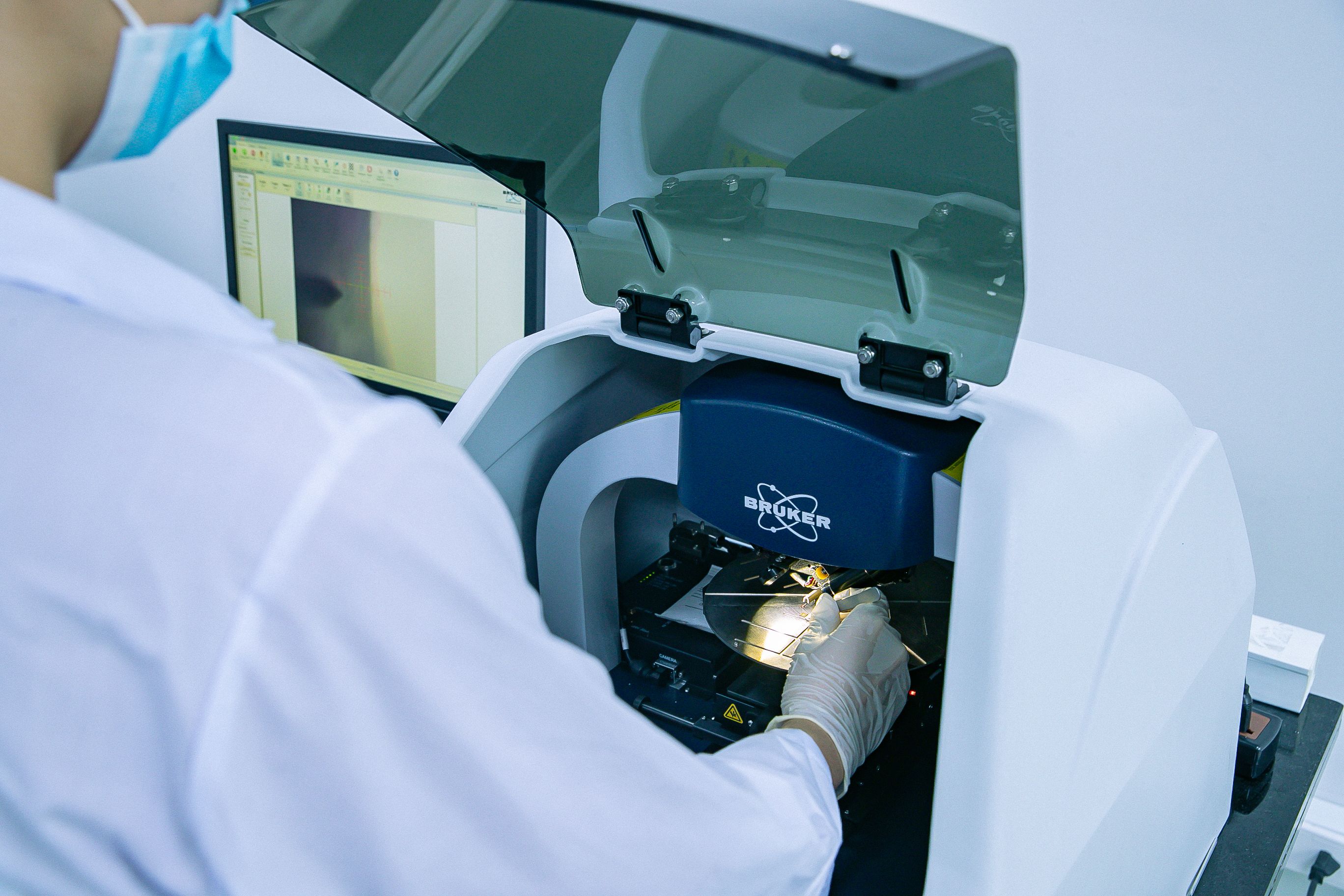 Lab Highlight: Powder Metallurgy, Sintering, & Characterization of High-Temp Mo-Si-B Alloys